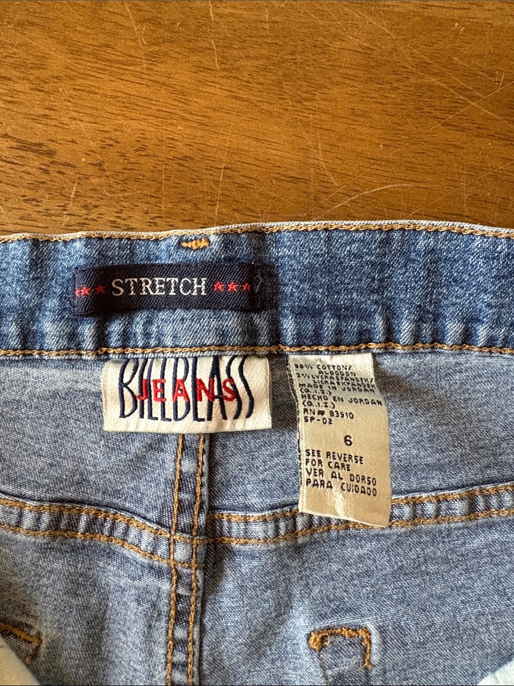 Vintage Bill Blass Jeans Light Wash Stretch Denim Jean shorts Size 6